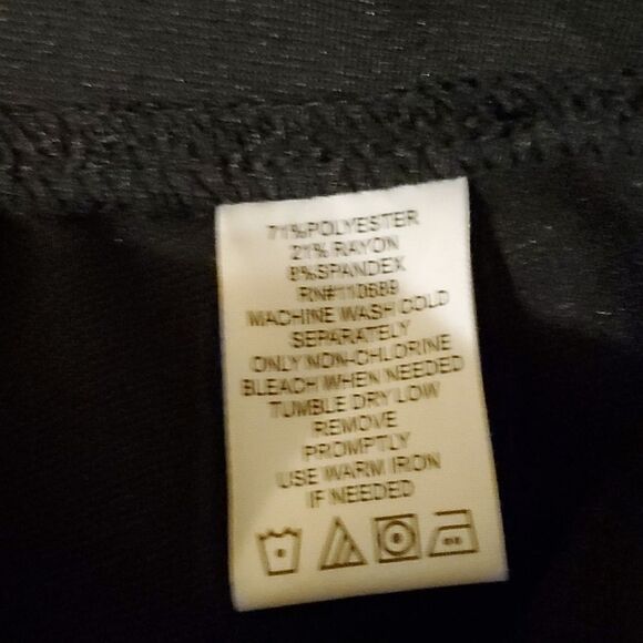 Woman with control  Petite ponte di  roma knit boot cut pants LP - Picture 4 of 6